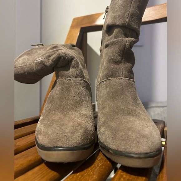 G.H. bass & co leather and suede wedge heeled bootie - Picture 7 of 9